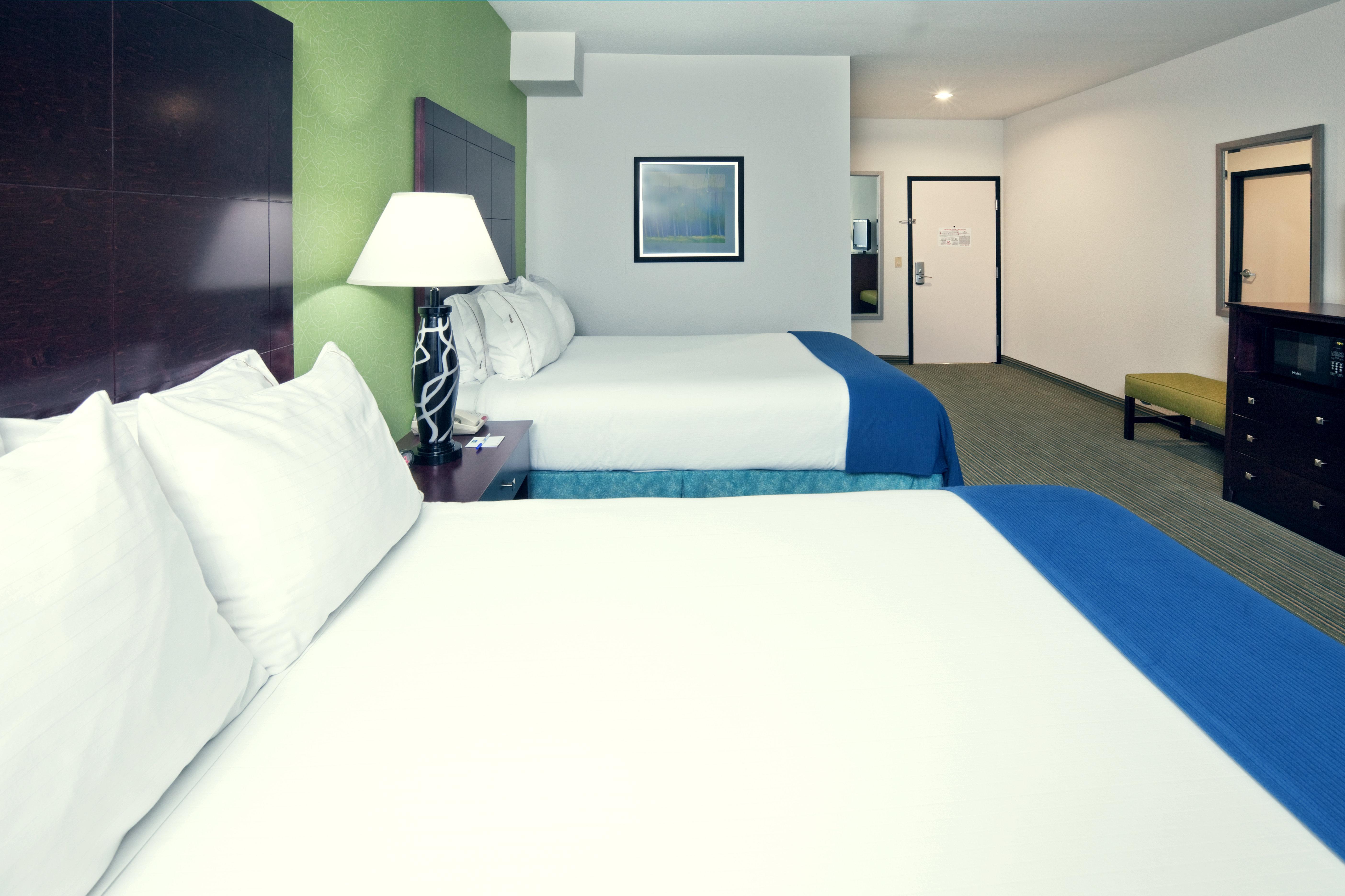 Holiday Express & By Ihg Graham